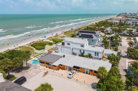 1600 Beach Trl, Indian Rocks Beach, FL 33785