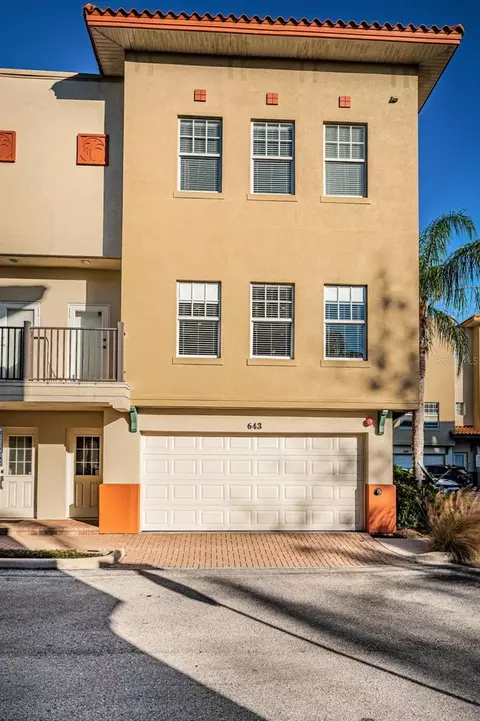 643 Blue Taverna Ln, Clearwater, FL 33756