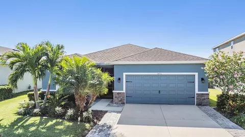 6406 Triton Ln, Apollo Beach, FL 33572