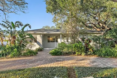 7611 Dartmouth Ave N, Saint Petersburg, FL 33710
