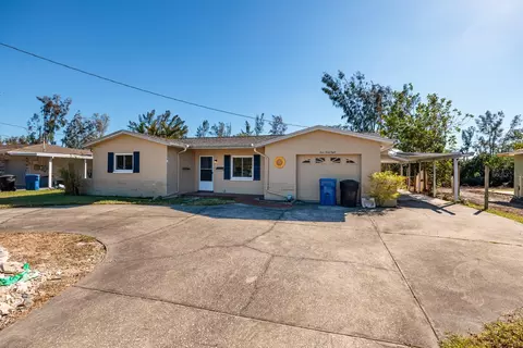 448 55th Ave NE, Saint Petersburg, FL 33703