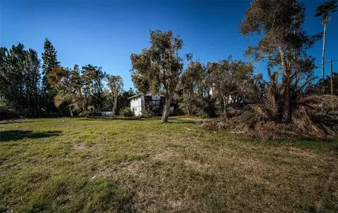 372 12th Ave, Indian Rocks Beach, FL 33785