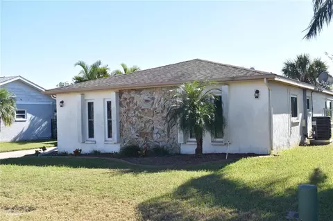 7028 Southwind Dr, Hudson, FL 34667