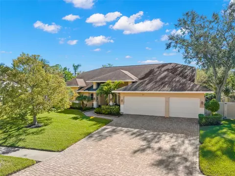 615 Westfield Ct, Dunedin, FL 34698
