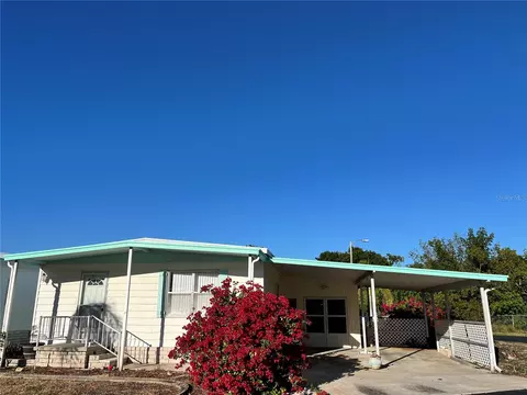 377 Mount Saxon Ave NE #321, Saint Petersburg, FL 33702