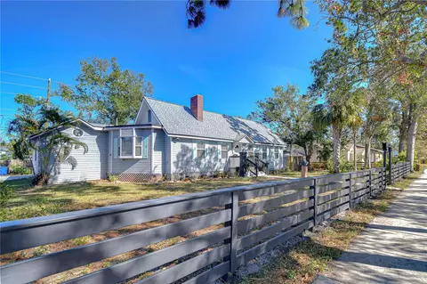 5347 Dartmouth Ave N, Saint Petersburg, FL 33710