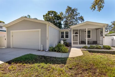 703 Old Charleston Way, Largo, FL 33770