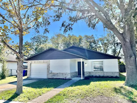 319 James Pl, Saint Cloud, FL 34769
