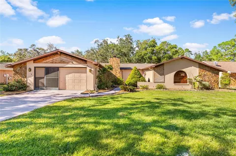 8069 Pagoda Dr, Spring Hill, FL 34606