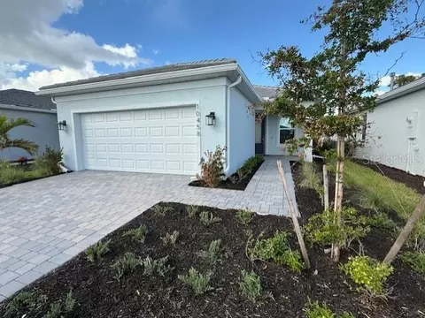 10458 Abaco Falls Dr, Englewood, FL 34223