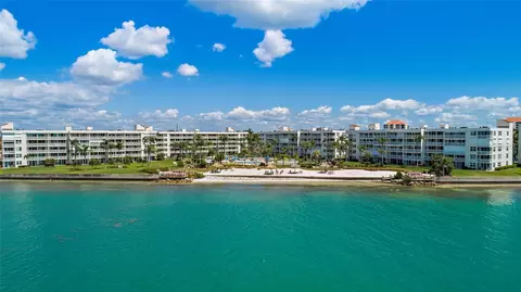 6021 Bahia Del Mar Cir #536, Saint Petersburg, FL 33715
