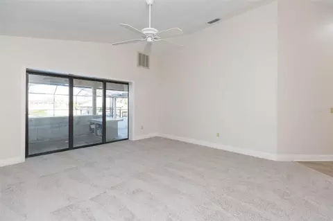 Living - 937 Bunker View Dr, Apollo Beach, FL 33572 photo 5 of 10