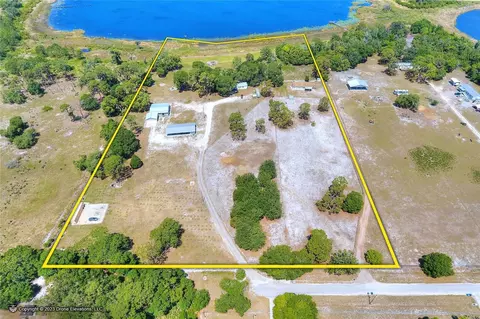 5514 Hillsborough St, Wimauma, FL 33598