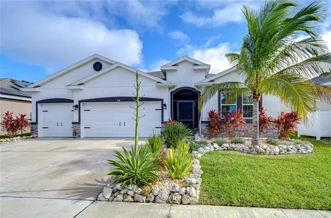 541 Barrier Reef St, Ruskin, FL 33570