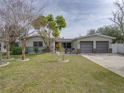 4608 S Shamrock Rd, Tampa, FL 33611