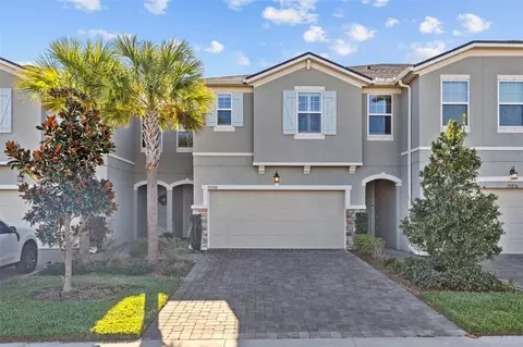 19280 Blue Pond Dr, Lutz, FL 33558