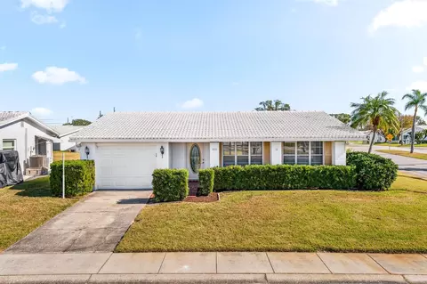 9201 40th Way N, Pinellas Park, FL 33782