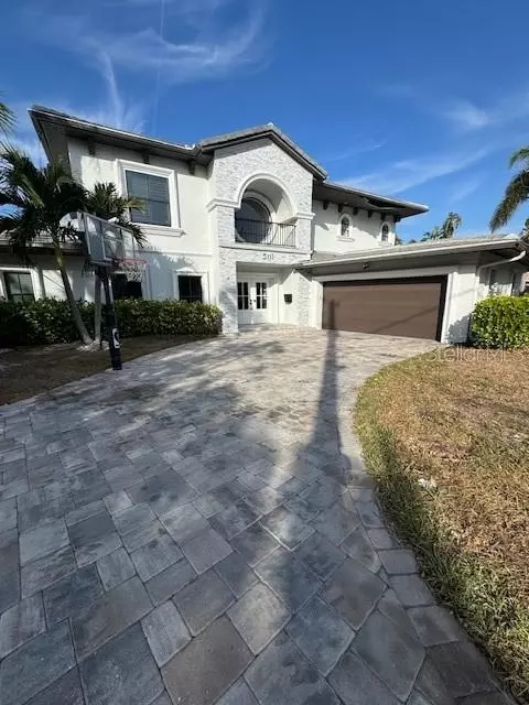 5111 W Poe Ave, Tampa, FL 33629