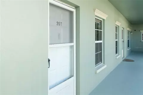 330 Promenade Dr #207, Dunedin, FL 34698