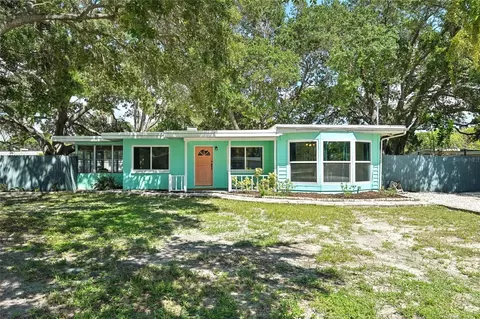 401 Manor Blvd, Palm Harbor, FL 34683