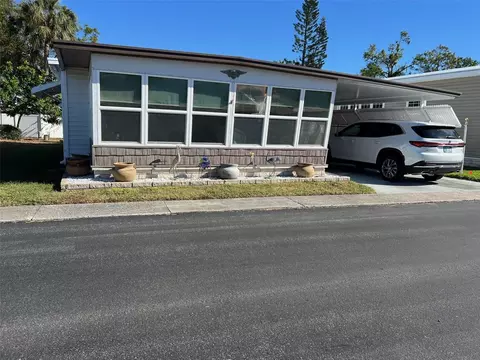 46 Pindo Palm St E, Largo, FL 33770