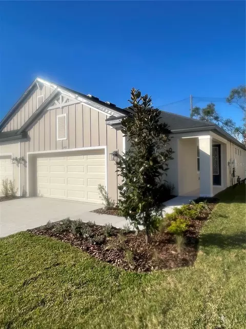 3743 Nandina Cir, Sun City Center, FL 33573