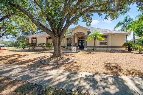 5105 Epping Ln, Zephyrhills, FL 33541