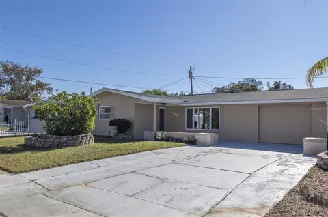 3746 Fox Dale Ln, Holiday, FL 34691