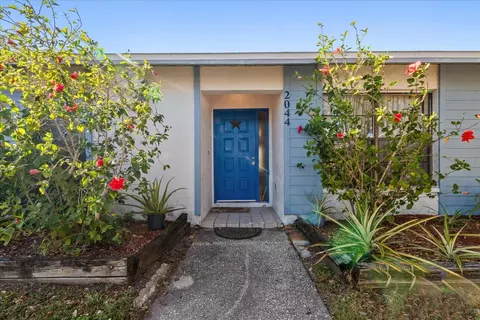 2044 Sheffield Ct, Oldsmar, FL 34677