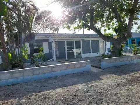 14038 Miramar Ave, Madeira Beach, FL 33708