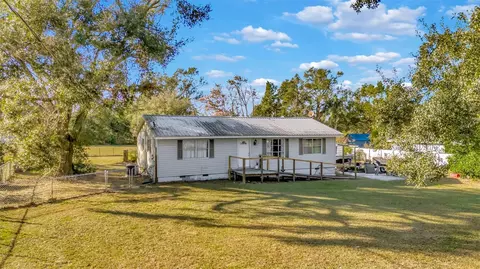 11845 Carmen Ave, Dade City, FL 33525