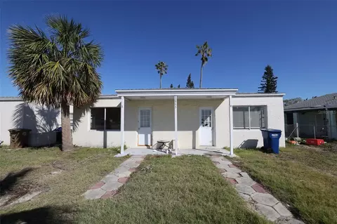 13995 Island Dr, Madeira Beach, FL 33708