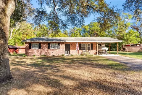 7846 Forbes Rd, Zephyrhills, FL 33540