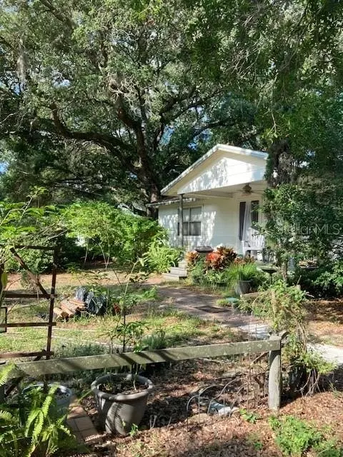 111 14th St SE, Ruskin, FL 33570 photo 1