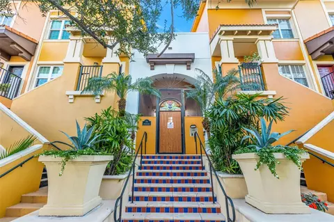 100 4th Ave S #227, Saint Petersburg, FL 33701