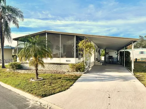 9790 66th St N #428, Pinellas Park, FL 33782