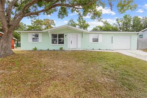 4254 Riviera Ct, Spring Hill, FL 34608