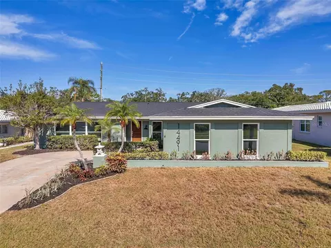 14491 Passage Way, Seminole, FL 33776