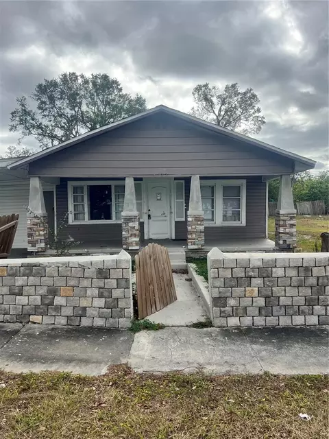 3505 E Mcberry St, Tampa, FL 33610