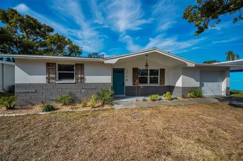 1272 Lady Marion Ln, Dunedin, FL 34698