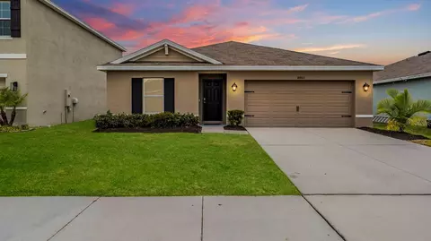 8465 Bower Bass Cir, Wesley Chapel, FL 33545