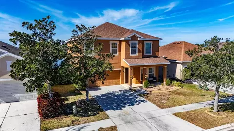 708 Fern Leaf Dr, Ruskin, FL 33570