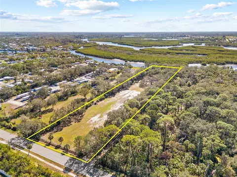2312 W Shell Point Rd, Ruskin, FL 33570