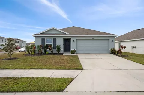 10303 Charlotte Dr, Parrish, FL 34219