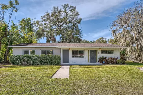 1030 Pineview Pl, Lakeland, FL 33801