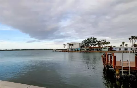 16113 4th St E, Redington Beach, FL 33708