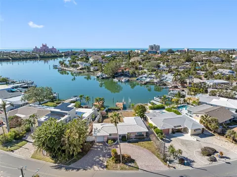 3738 Belle Vista Dr E, Saint Pete Beach, FL 33706