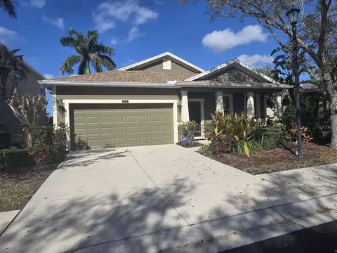 8451 Karpeal Dr, Sarasota, FL 34238