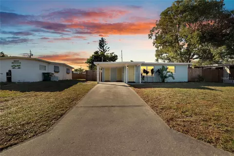 11950 105th Ln N, Largo, FL 33773
