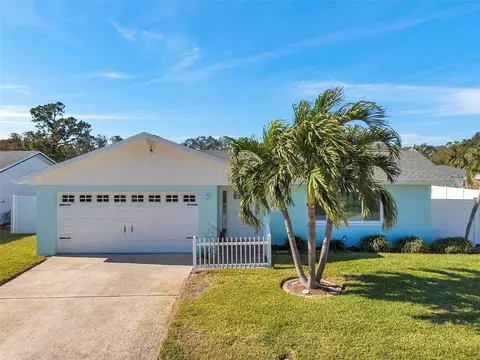 9132 118th Way N, Seminole, FL 33772